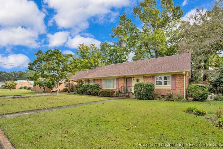 Property Photo: 403 W 32nd Street NC 28358