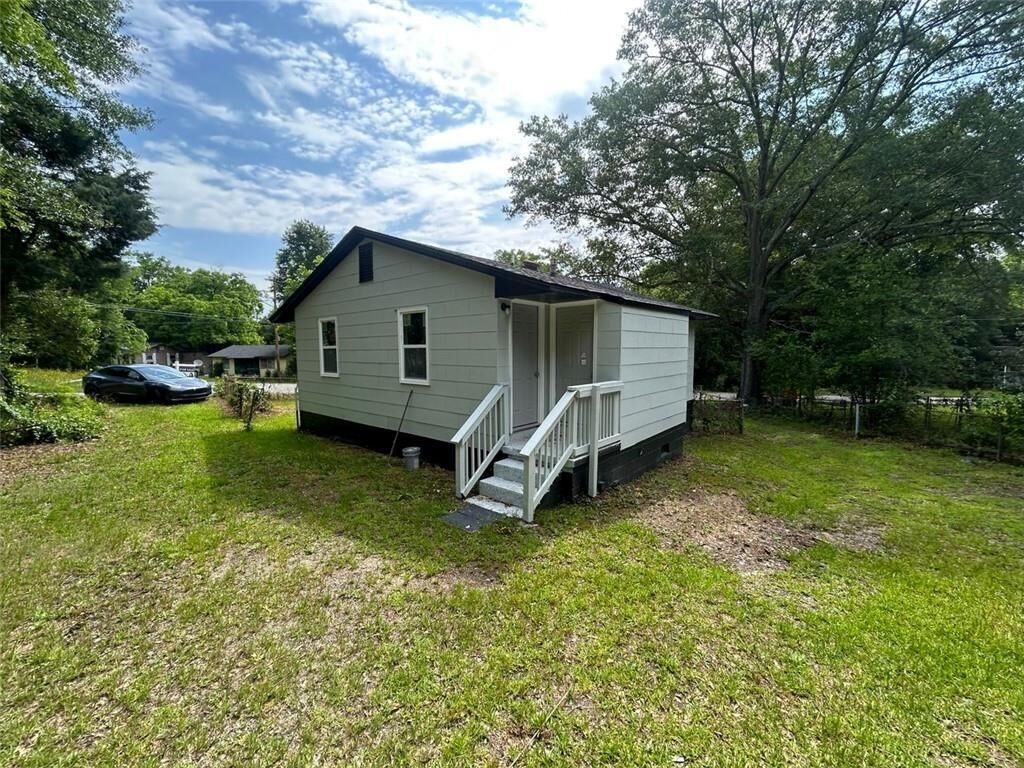 Property Photo:  3005 Margaret Drive  GA 31206 