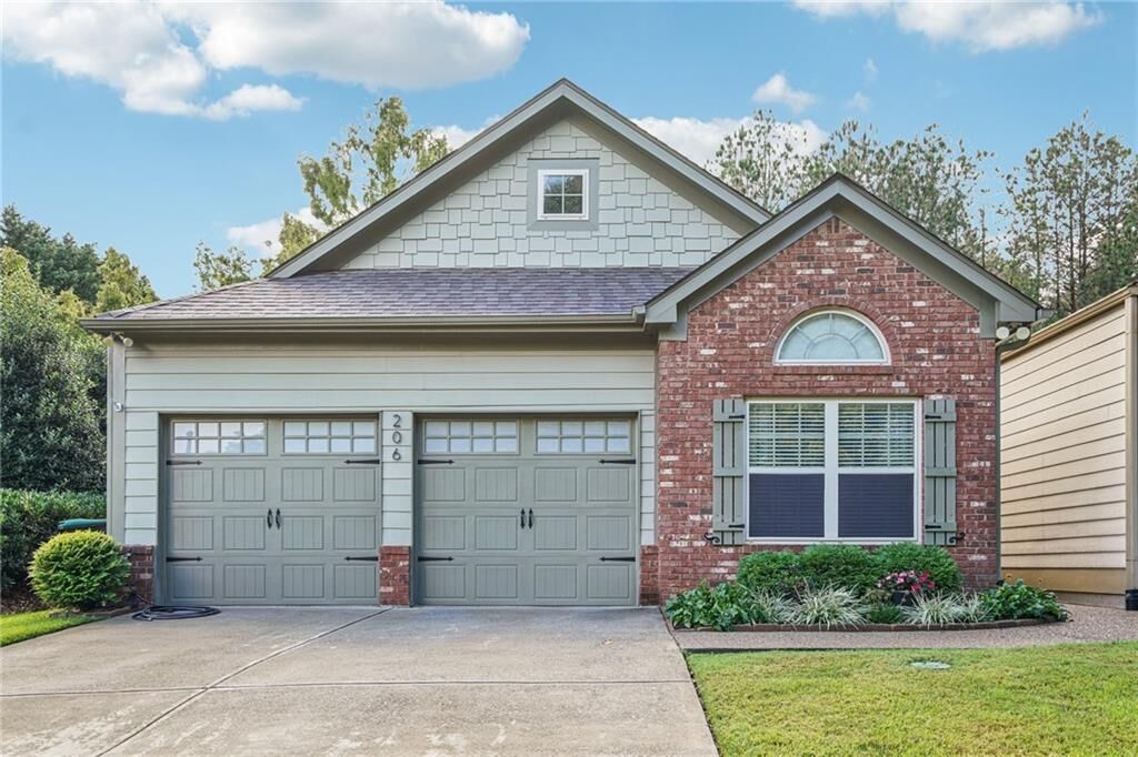 Property Photo:  206 Oakleaf Drive  GA 30102 