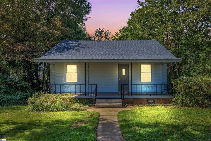Property Photo:  107 Brooks Avenue  SC 29617 
