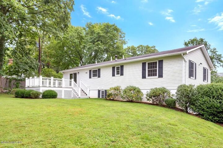 Property Photo: 519 E Putnam Avenue CT 06830