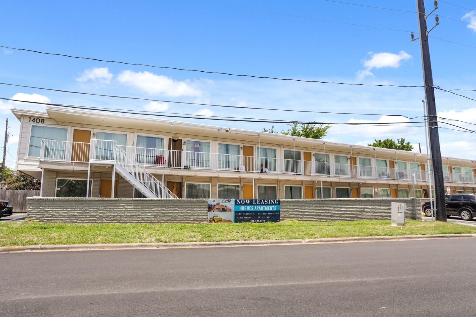 Property Photo:  1408 Hughes Street 4  TX 77023 