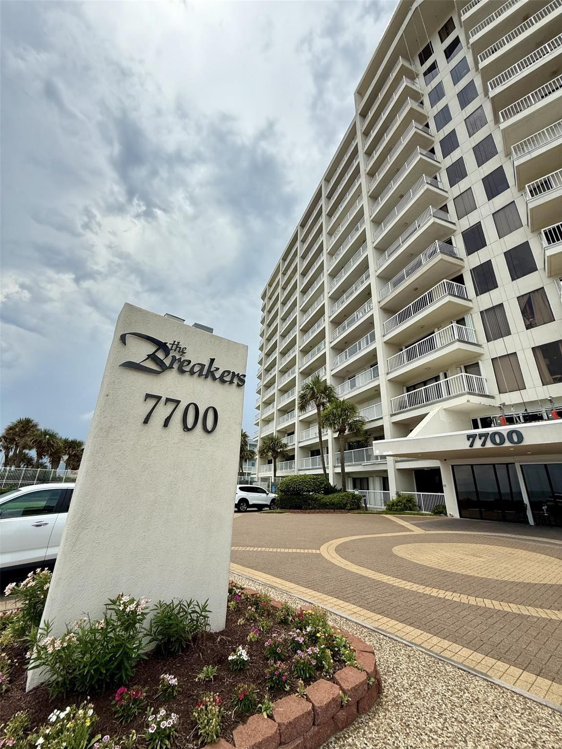 Property Photo: 7700 Seawall Blvd Boulevard 403 TX 77551