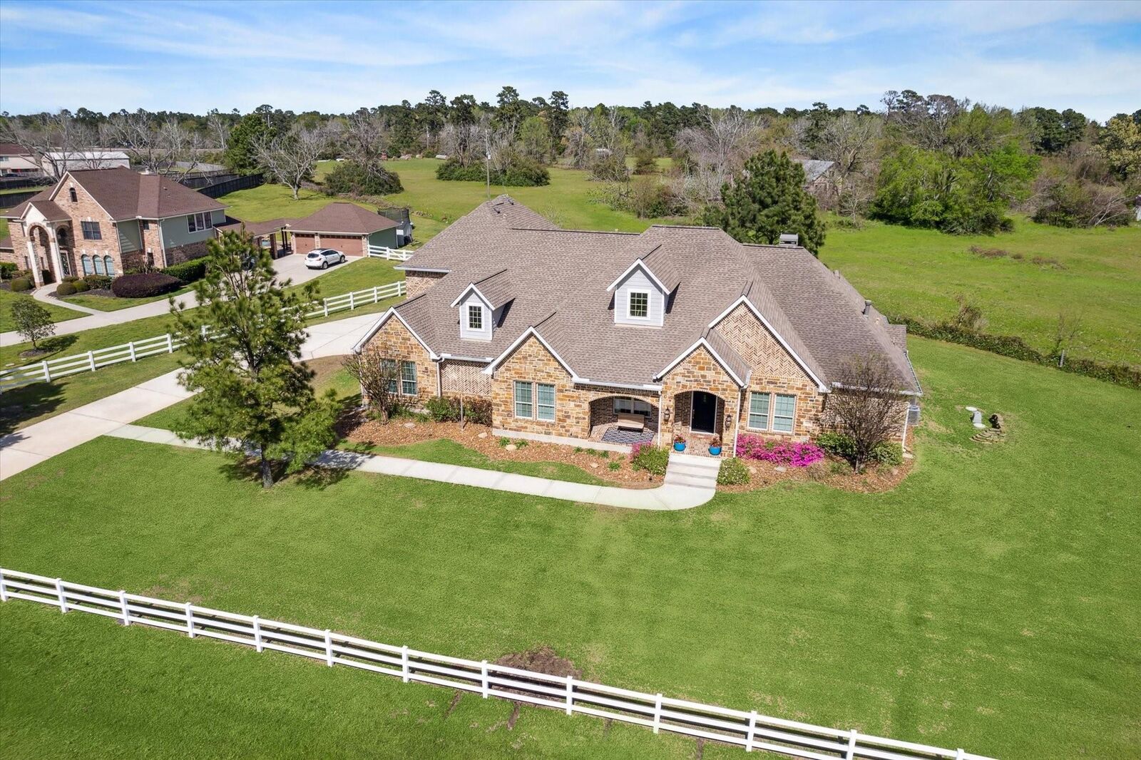 Property Photo: 32319 Tall Oaks Way TX 77354
