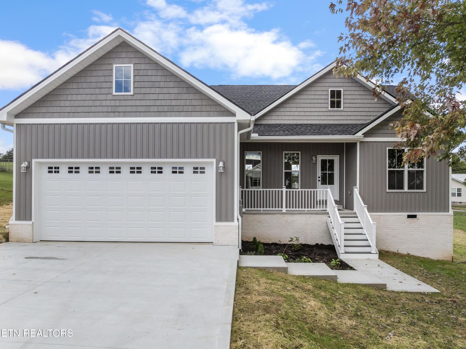 Property Photo:  118 West Drive  TN 37766 