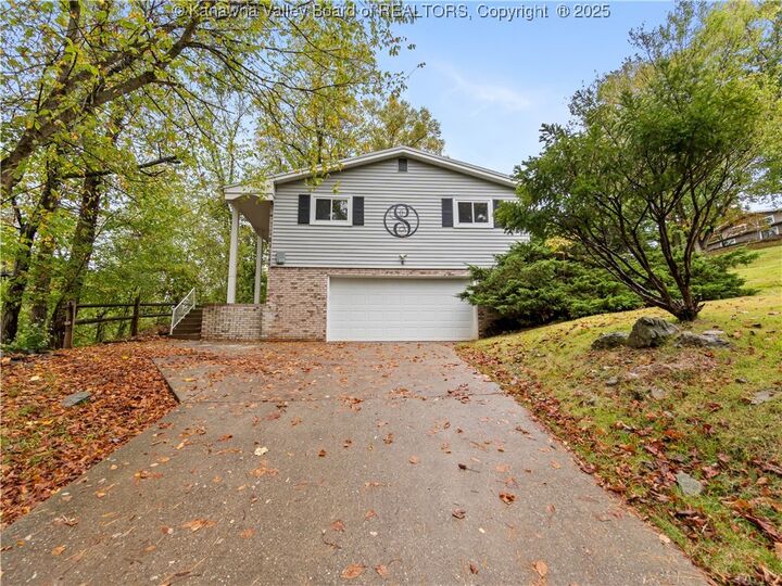 6 Poplar Drive  Vienna WV 26105 photo