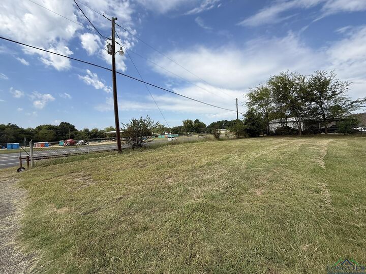 Property Photo: 7811 S US Hwy 271 TX 75645