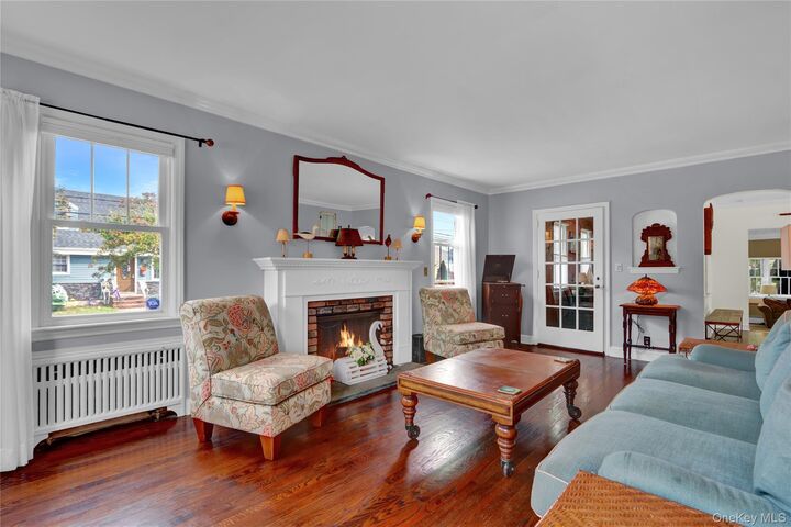 Property Photo:  102 Shinnecock Avenue  NY 11758