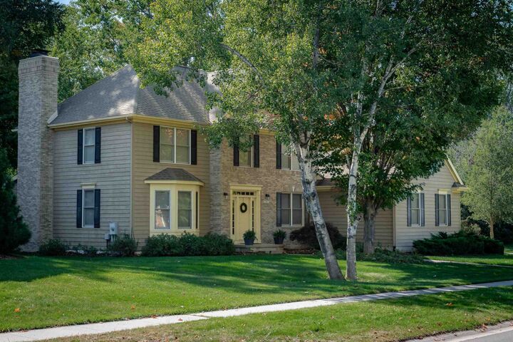 708 Chapel Lane  Midland MI 48642 photo