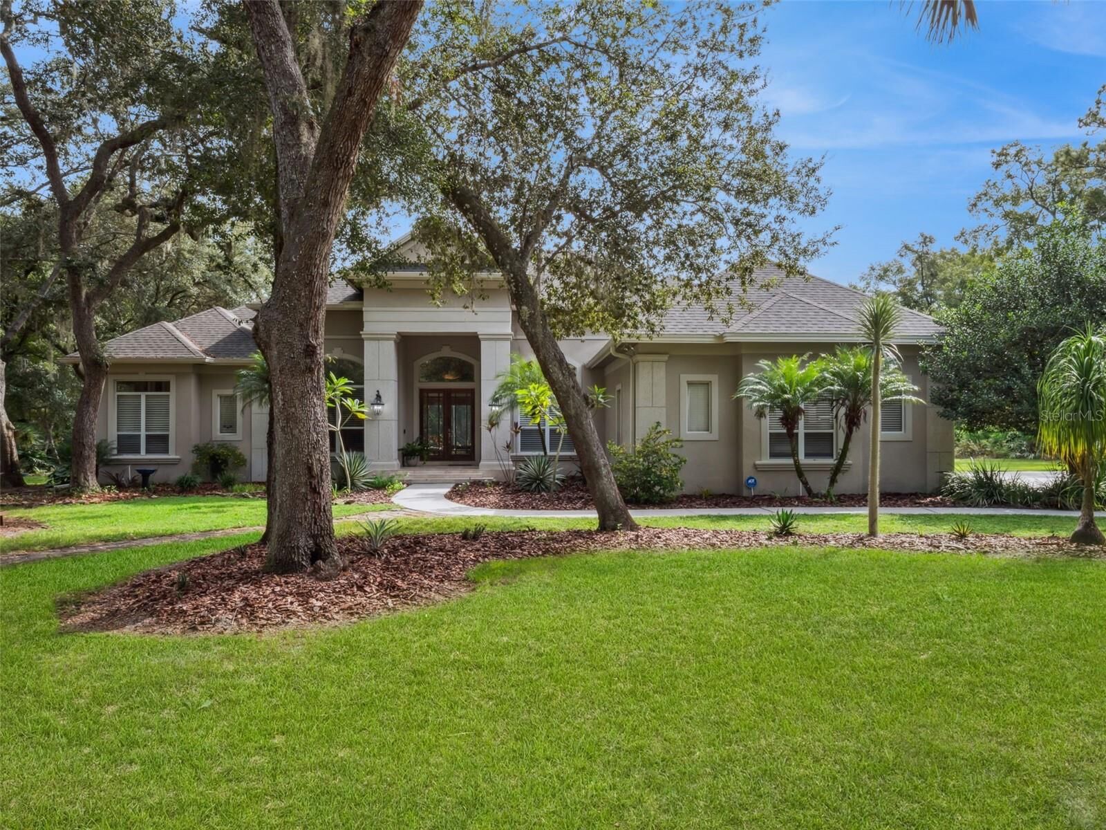 Property Photo: 2380 Pine Meadows Place FL 32766