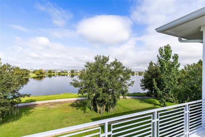 Property Photo:  9352 Bordet Court  FL 32827 