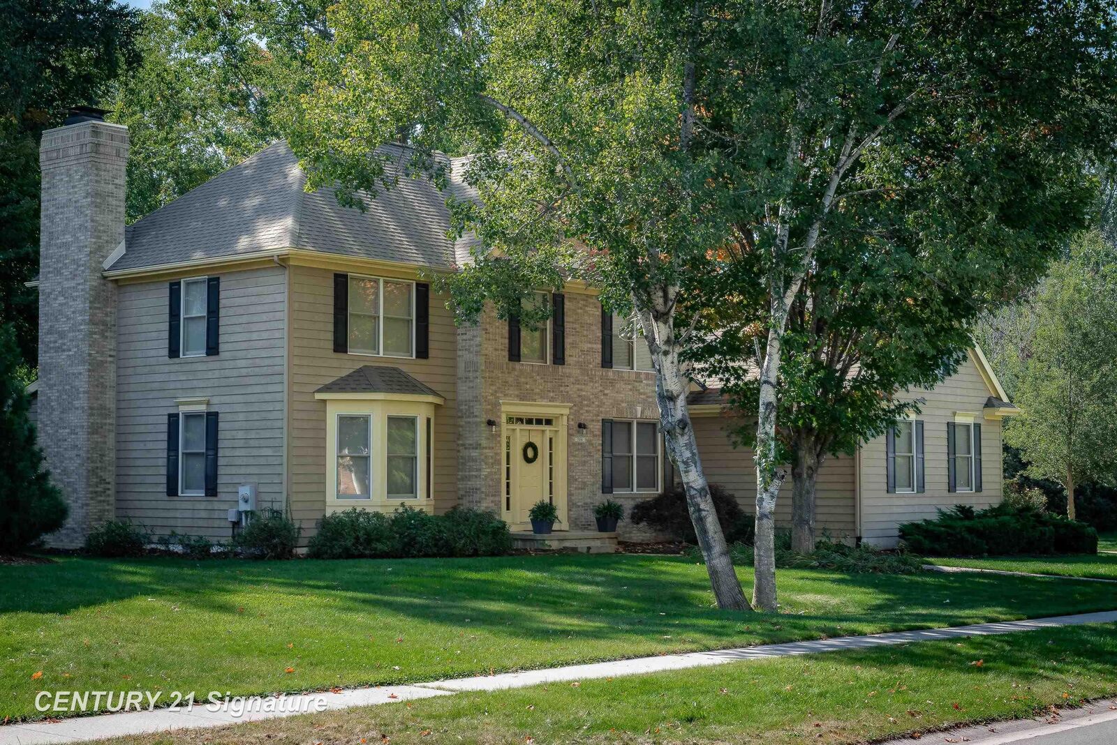 Property Photo:  708 Chapel Lane Circle  MI 48642 