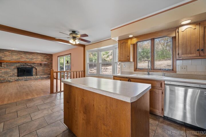 Property Photo:  40W440 Winchester Way  IL 60175 