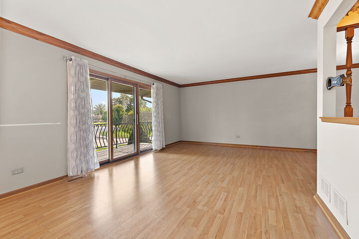 Property Photo: 10638 Melissa Drive 104 IL 60467