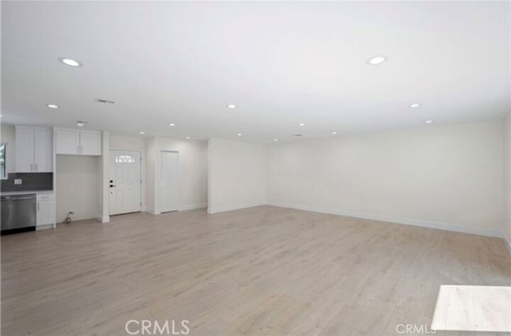 Property Photo:  16734 16734 Tribune  CA 91344 