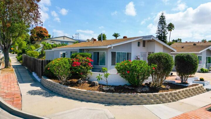 Property Photo: 3154 Buena Hills Drive CA 92056