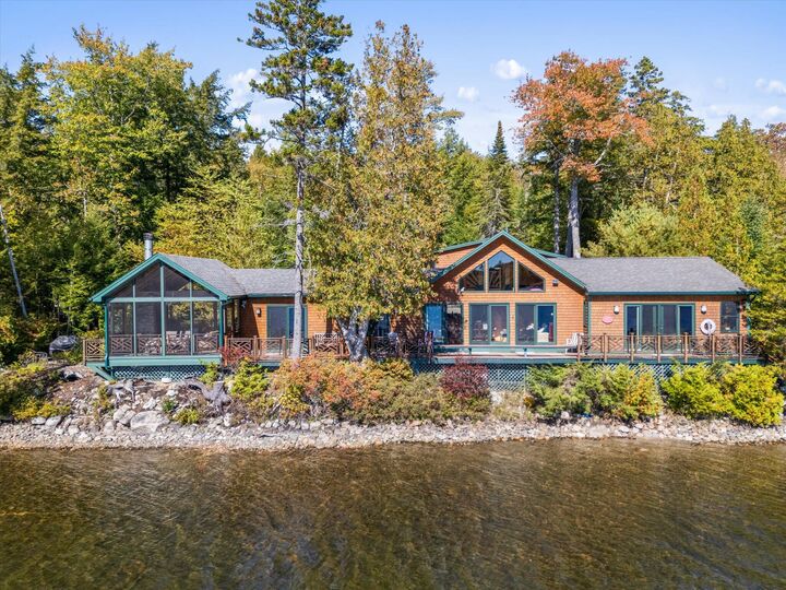 Property Photo: 9 Outlet Cove Road ME 04605