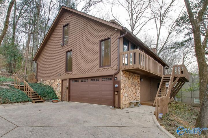 Property Photo: 4017 Devon Street SE AL 35802