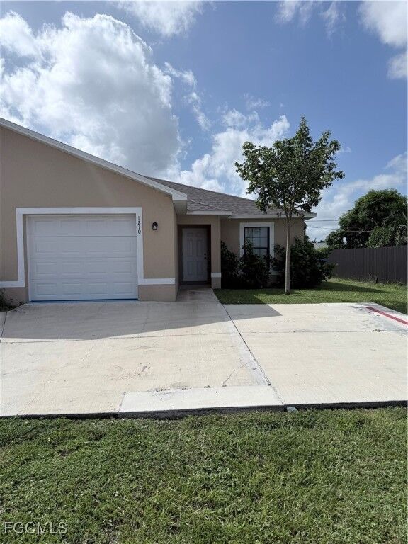 Property Photo:  1210 Cape Coral Parkway W  FL 33914 