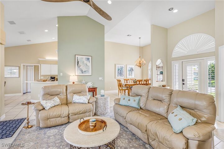 Property Photo:  100 Bonita Court  FL 34145 