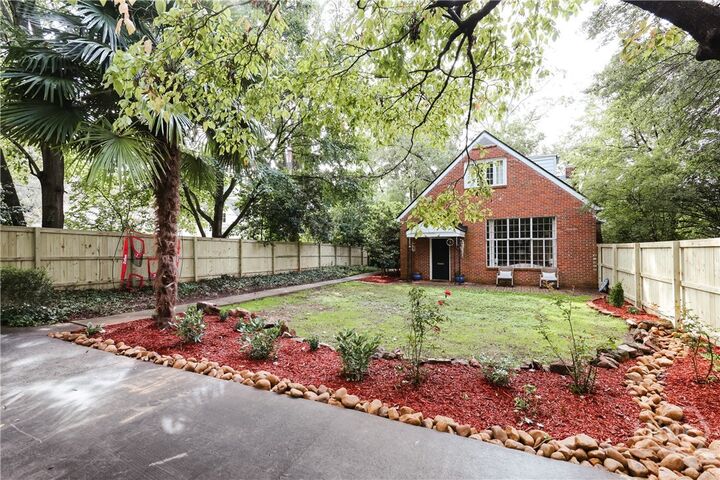 Property Photo:  552 Cobb Street  GA 30606 