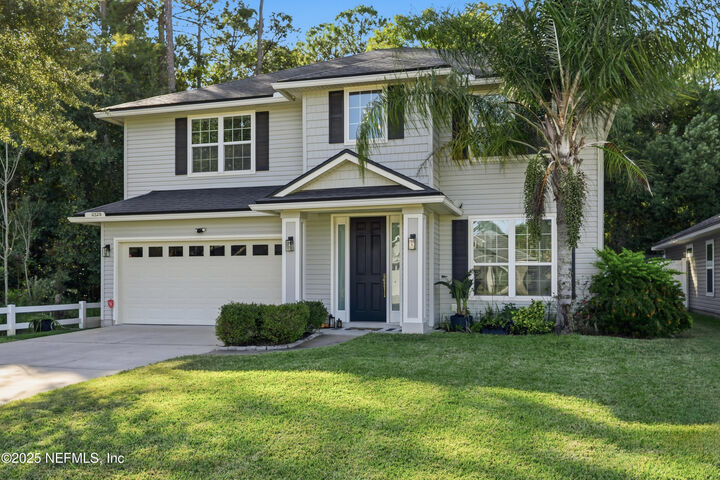 Property Photo: 11520 Dunforth Cove Drive FL 32218