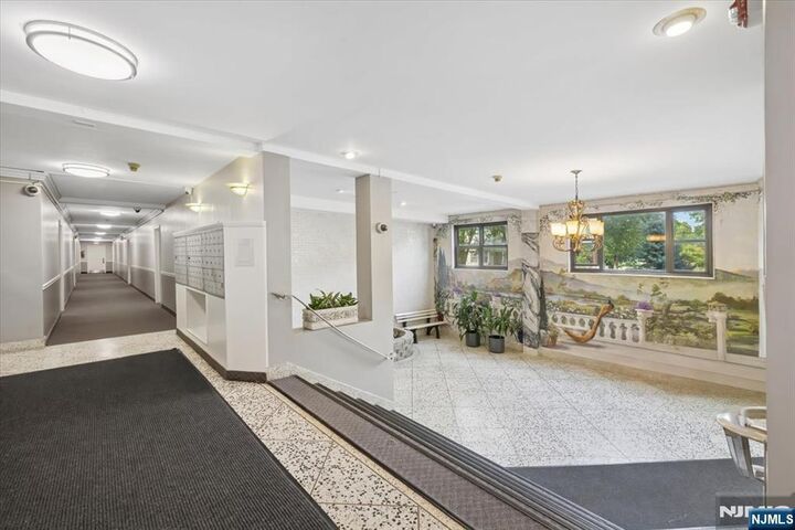 Property Photo:  25 Grand Avenue 7B  NJ 07601 