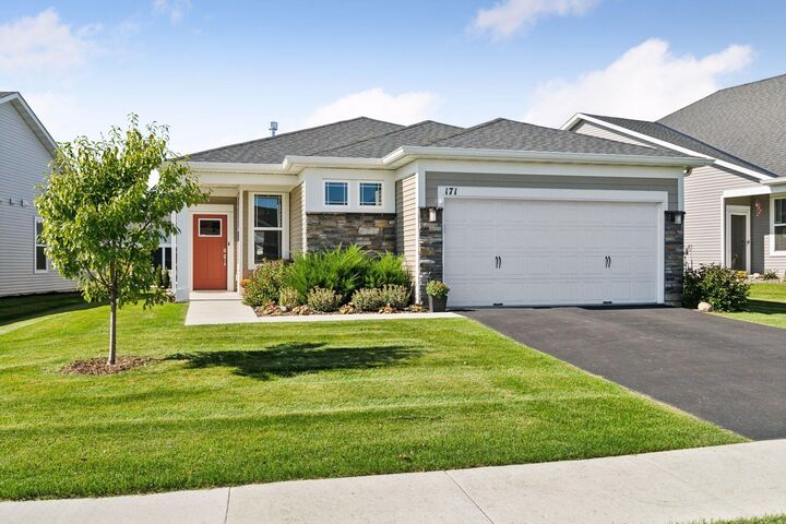 171 Liberty Heights Drive  Chaska MN 55318 photo