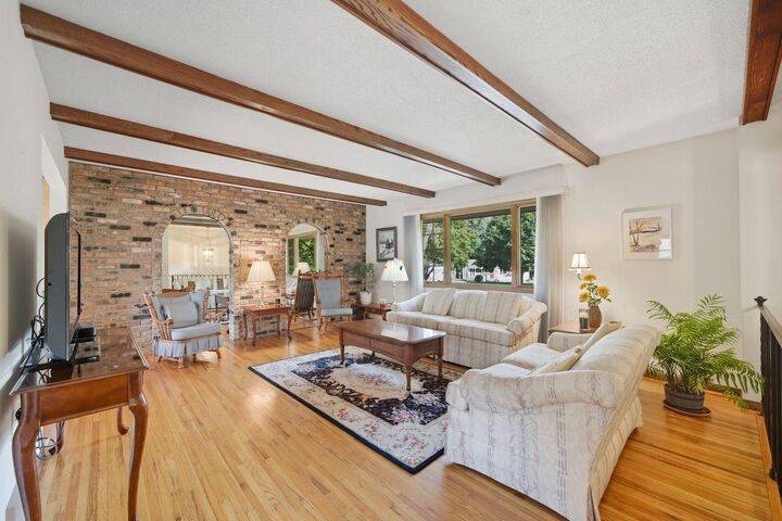 Property Photo:  10516 Upton Circle S  MN 55431 