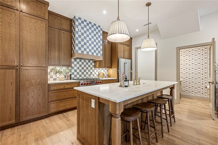 Property Photo: 445 NW C Street AR 72712