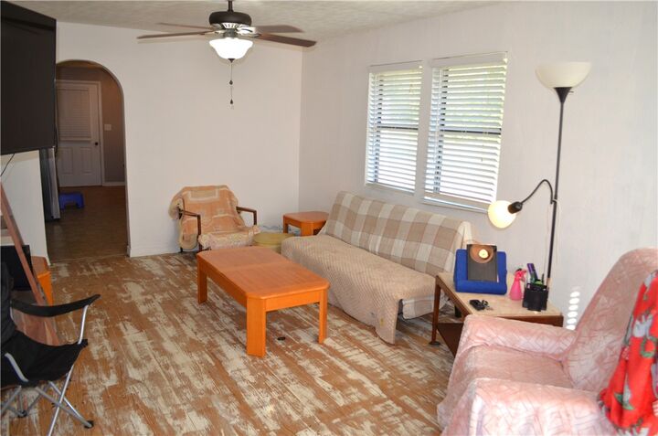 Property Photo: 418 N 2nd Street AR 72601
