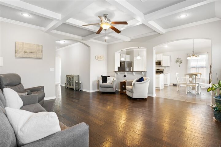 Property Photo:  1150 Tulip Street  AR 72719 