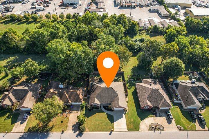 325 Bluff Drive  Lowell AR 72745 photo