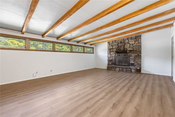 Property Photo:  702 E Argyle Street  AR 72601 