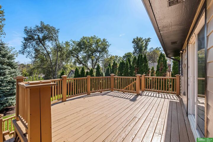 Property Photo:  2817 S 116th Avenue  NE 68144 
