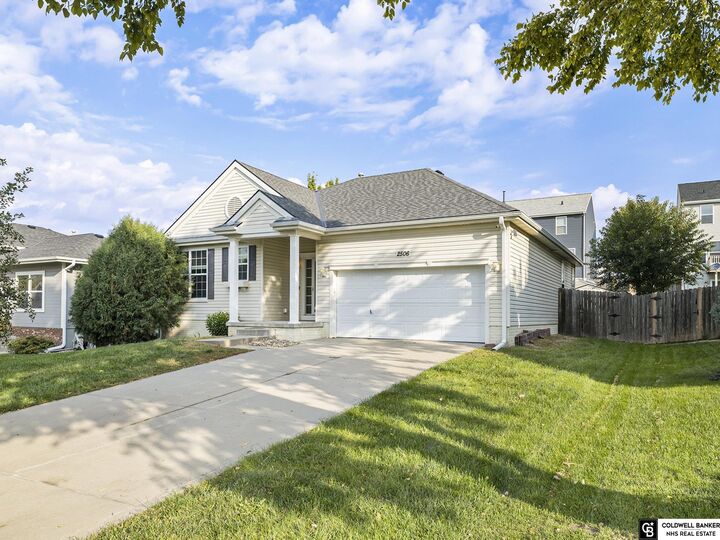 Property Photo:  2506 Hummingbird Circle  NE 68123 