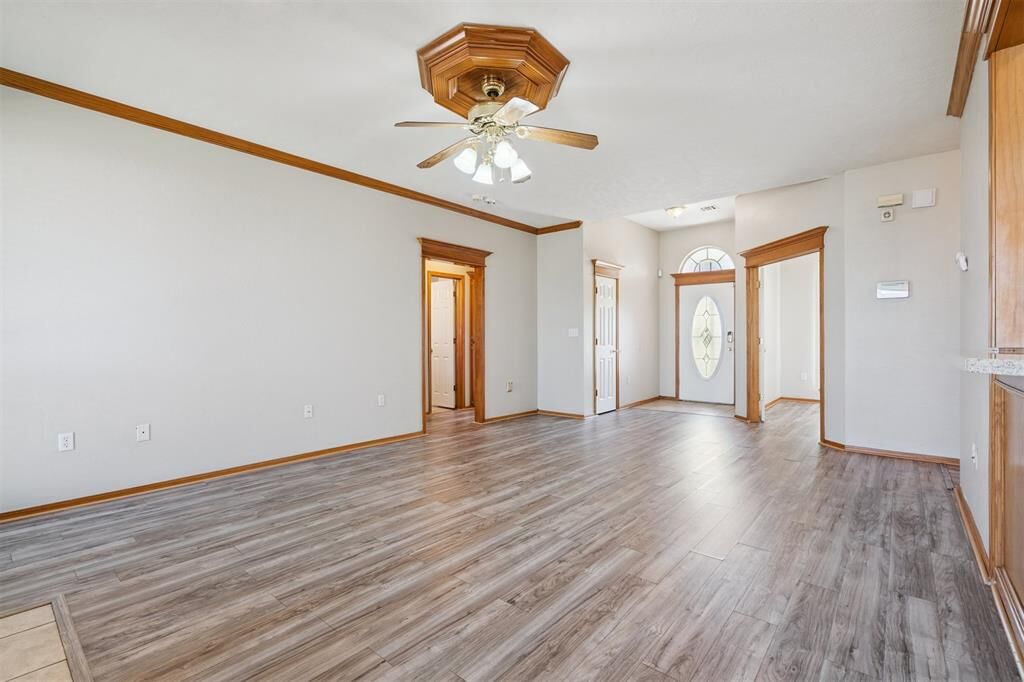 Property Photo:  4809 SE 41st Street  OK 73115 