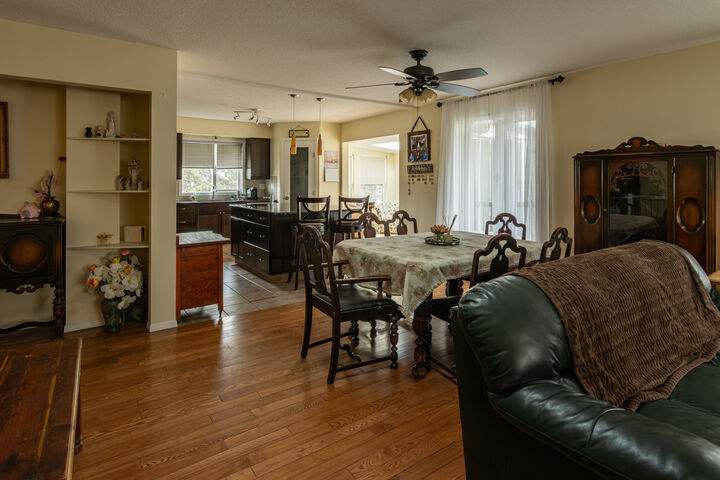 Property Photo: 2455 5th Avenue NE BC V1E 1Y9