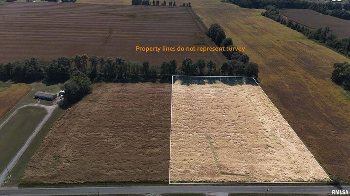 Property Photo:  1682 W Coon Creek Road  IL 62839 