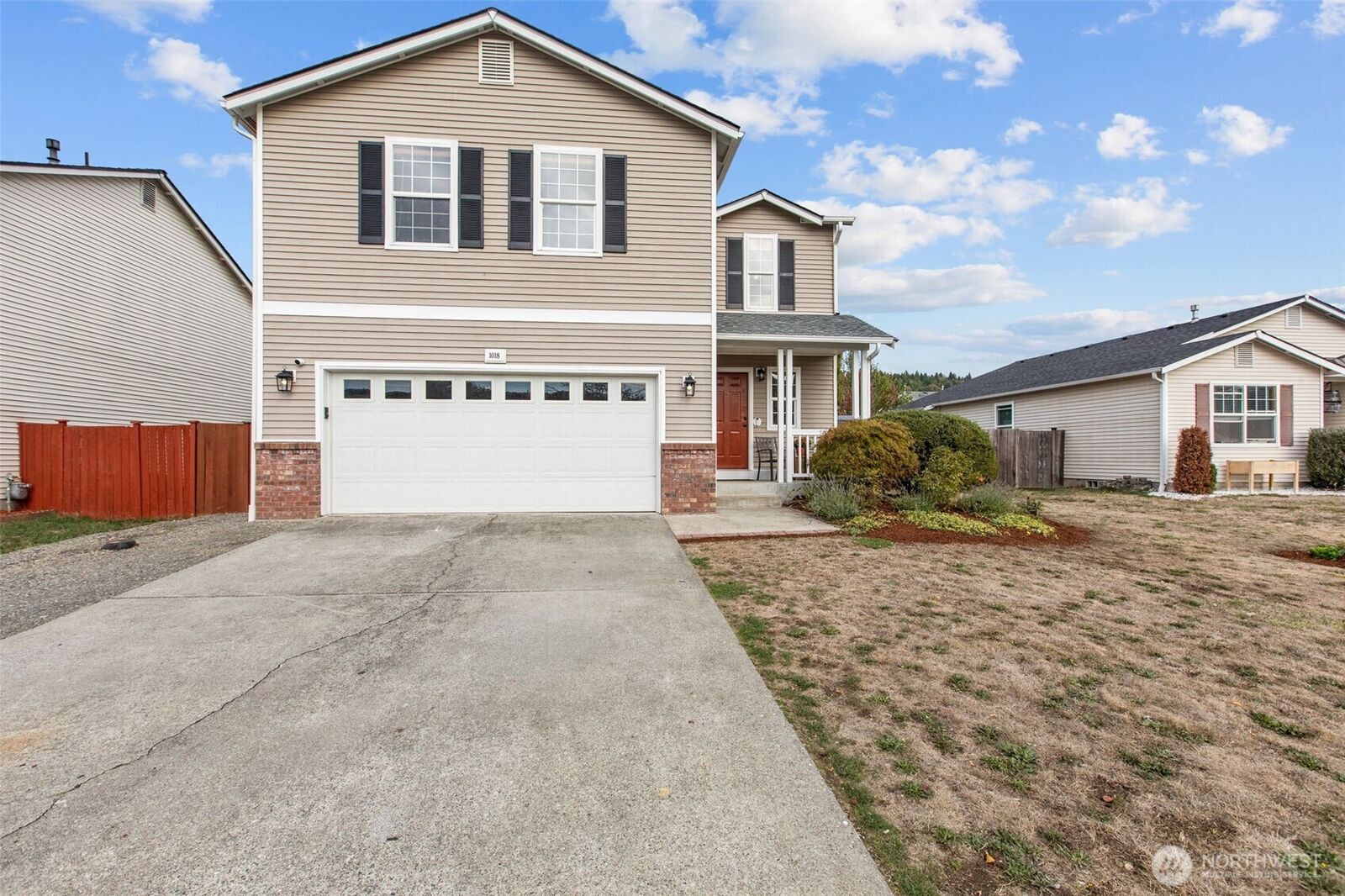 Property Photo:  1018  Nunnally Avenue NW  WA 98360 