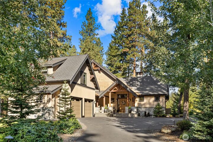 Property Photo: 1020 Larkspur Loop WA 98922