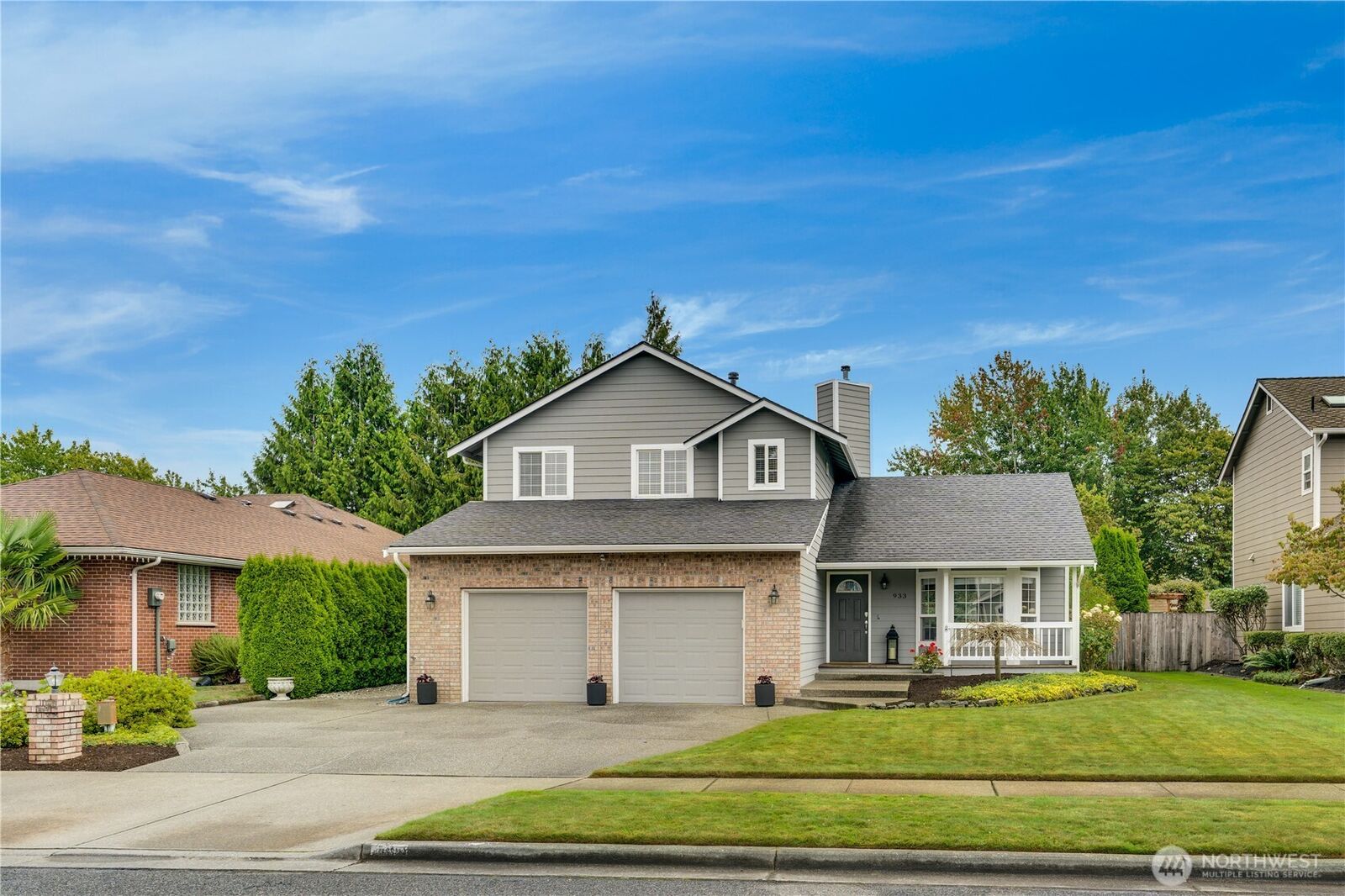 Property Photo:  933  23rd Street NW  WA 98371 