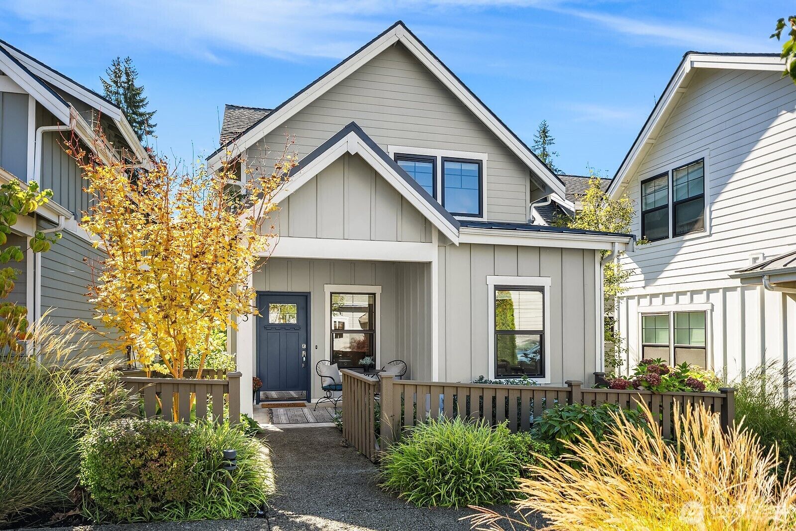 Property Photo:  22773 SE 14th Court 10  WA 98075 