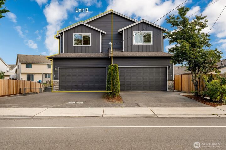 Property Photo: 11517 Marino Avenue A WA 98204