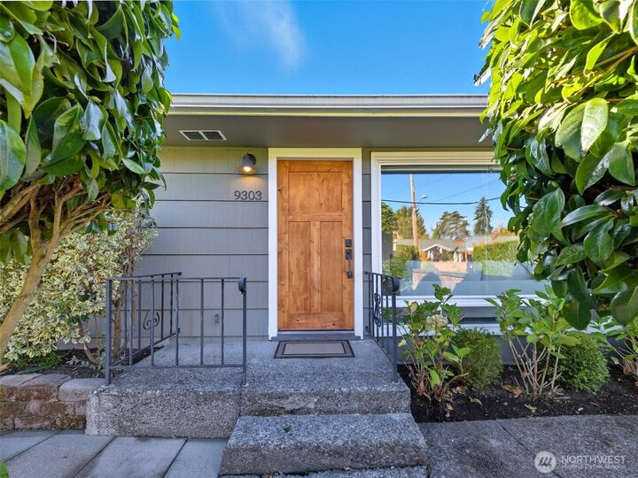 Property Photo: 9303 32nd Avenue SW WA 98126