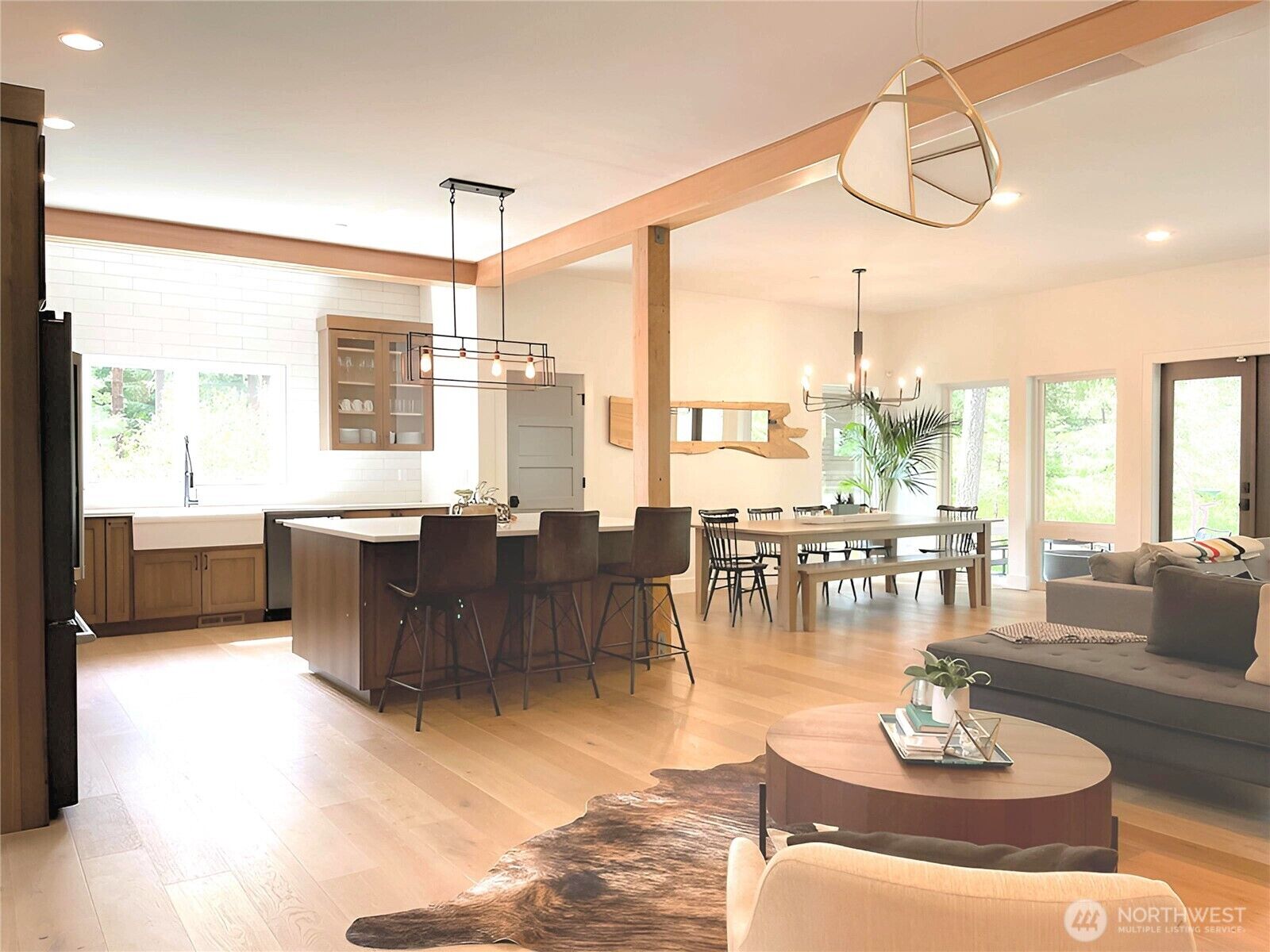 Property Photo:  31  Ocean Spray Court  WA 98922 