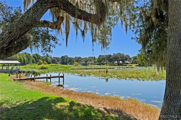 Property Photo: 7330 E Allen Drive FL 34450