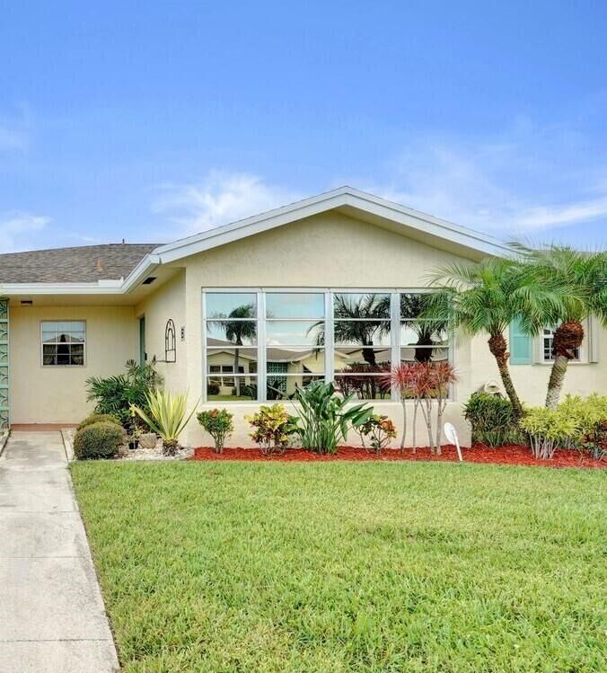 Property Photo:  5289 Lakefront Boulevard B  FL 33484 