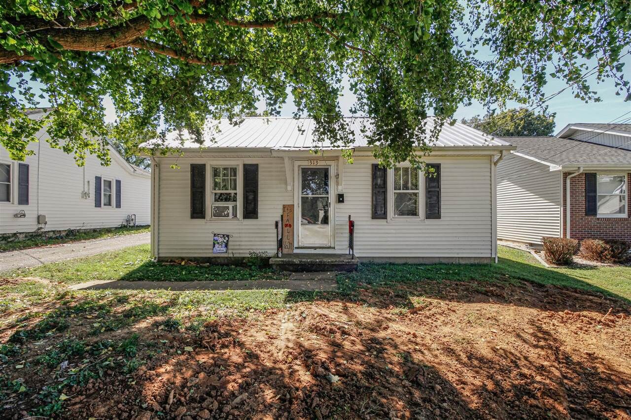 Property Photo:  313 Woodlawn Avenue  KY 42749 