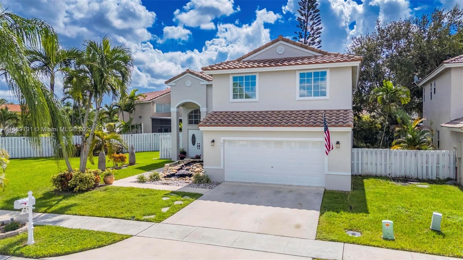Property Photo: 1061 NW 190th Ave FL 33029